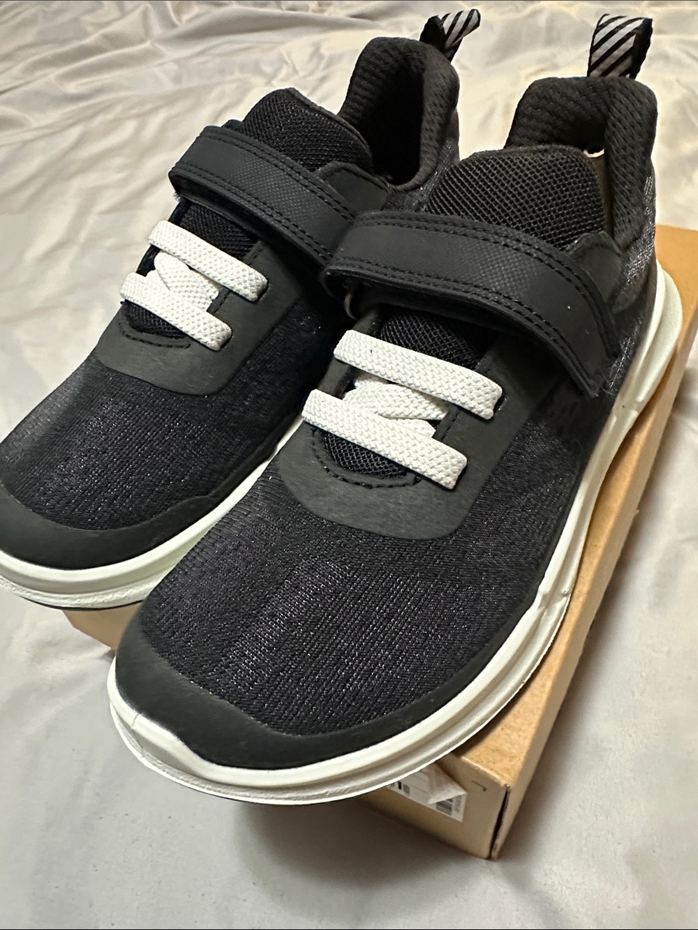 Ecco Kids Black and White Velcro Knit Sneakers